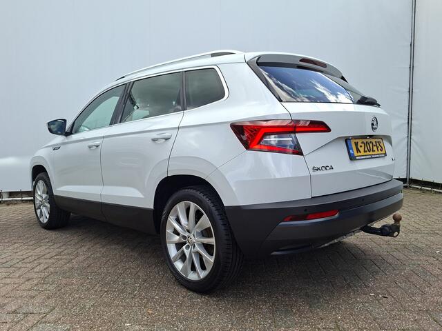 Skoda Karoq 1.5 TSI ACT Style Pano 360° Carplay Trekhaak Business Sportline