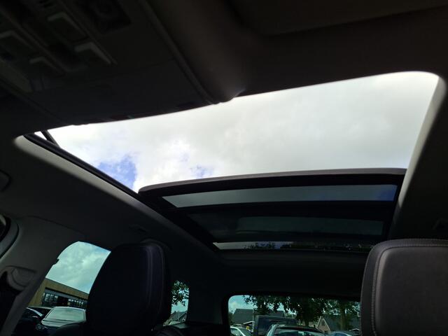 Skoda Karoq 1.5 TSI ACT Style Pano 360° Carplay Trekhaak Business Sportline