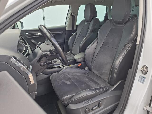 Skoda Karoq 1.5 TSI ACT Style Pano 360° Carplay Trekhaak Business Sportline