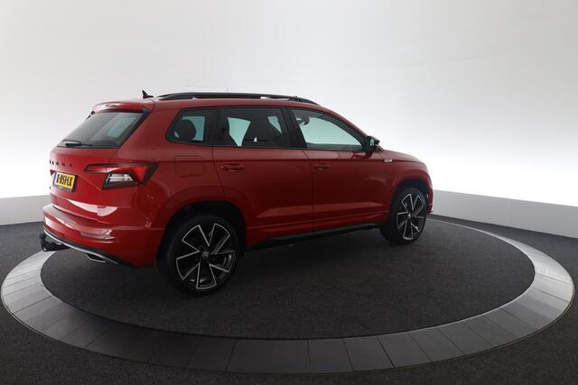 Skoda Karoq 1.5 TSI ACT Sportline Business Pano, Trekhaak, Camera,Stoelverwarming, Elektr. Achterklep,