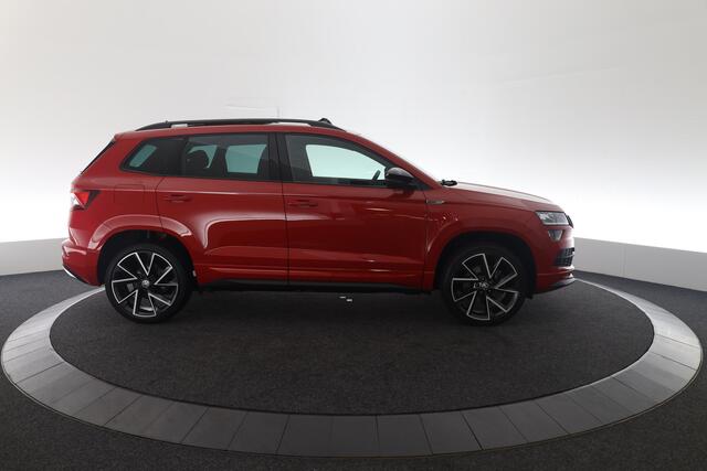 Skoda Karoq 1.5 TSI ACT Sportline Business Pano, Trekhaak, Camera,Stoelverwarming, Elektr. Achterklep,