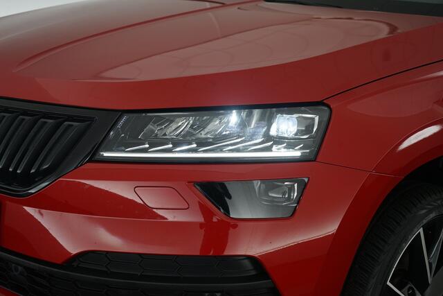 Skoda Karoq 1.5 TSI ACT Sportline Business Pano, Trekhaak, Camera,Stoelverwarming, Elektr. Achterklep,