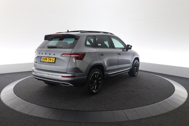 Skoda Karoq 1.5 TSI ACT Sportline Business Pano, 360 Graden Camera, ACC, Winterpakket, Navi