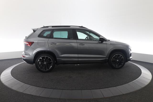 Skoda Karoq 1.5 TSI ACT Sportline Business Pano, 360 Graden Camera, ACC, Winterpakket, Navi