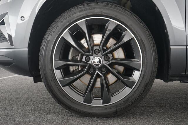 Skoda Karoq 1.5 TSI ACT Sportline Business Pano, 360 Graden Camera, ACC, Winterpakket, Navi