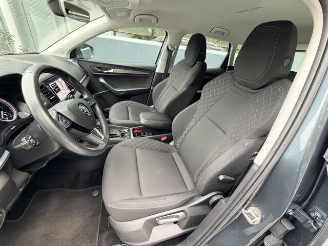 Skoda Karoq 1.5 TSI 150pk DSG ACT Business Edition Camera Navigatie Trekhaak Stoelverwarming