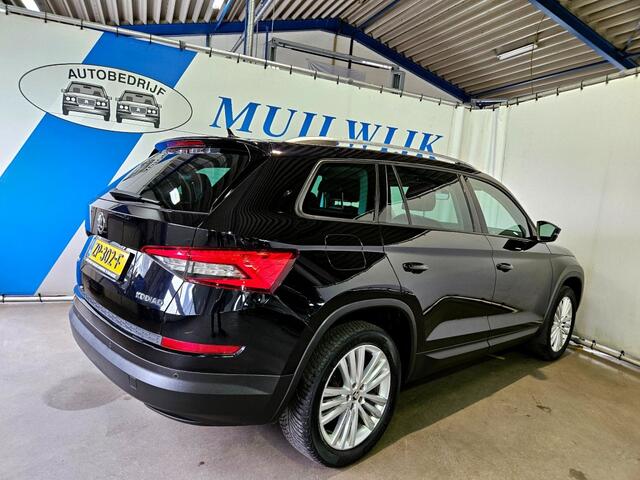 Skoda Kodiaq 1.5 TSI Business Edition / 7 Persoons / Navi / Full LED / NL Aut