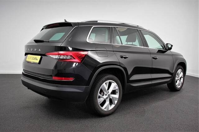 Skoda Kodiaq 1.5 TSI 150pk Style DSG 7p. nieuw model | Panorama dak | Navigatie | Camera | Adaptive Cruise Control | Led | Dab | Stoelverwarming | 19" LMV