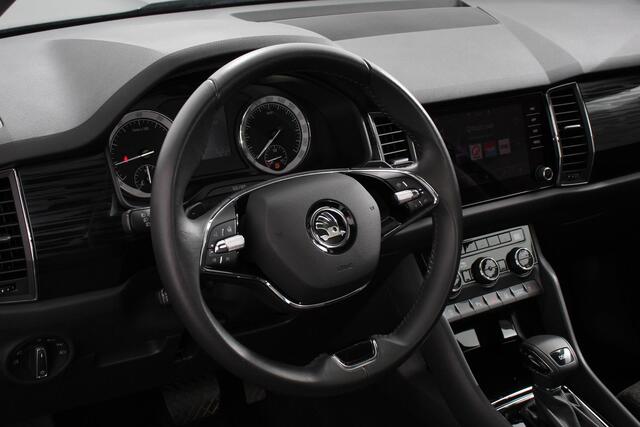 Skoda Kodiaq 1.5 TSI 150pk Style DSG 7p. nieuw model | Panorama dak | Navigatie | Camera | Adaptive Cruise Control | Led | Dab | Stoelverwarming | 19" LMV