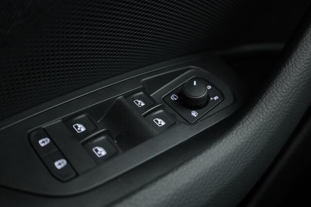 Skoda Kodiaq Selection 1.5 TSI PHEV | Nieuw model | Pano | HUD | 360cam | Adapt. Cruise | Stoel- Stuurverw. | Elek. Trekhaak