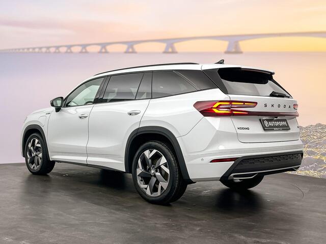 Skoda Kodiaq 1.5 TSI PHEV Sportline Business Trekhaak - LM 19 inch - 360 Camera