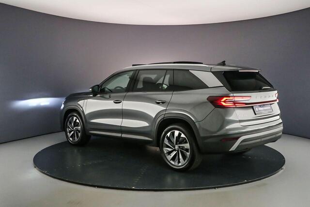 Skoda Kodiaq Business Edition 1.5 TSI PHEV 204pk DSG Automaat Panoramadak, Adaptive cruise control, Elektrische achterklep, Navigatie, Achteruitrijcamera, LED matrix koplampen, Stoelverwarming
