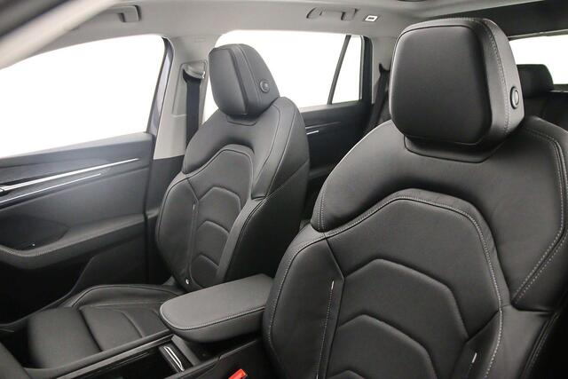 Skoda Kodiaq Business Edition 1.5 TSI PHEV 204pk DSG Automaat Panoramadak, Adaptive cruise control, Elektrische achterklep, Navigatie, Achteruitrijcamera, LED matrix koplampen, Stoelverwarming