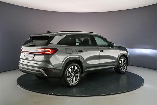 Skoda Kodiaq Business Edition 1.5 TSI PHEV 204pk DSG Automaat Panoramadak, Adaptive cruise control, Elektrische achterklep, Navigatie, Achteruitrijcamera, LED matrix koplampen, Stoelverwarming