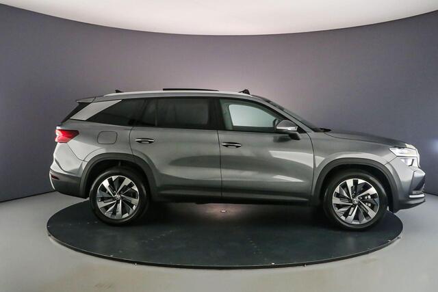 Skoda Kodiaq Business Edition 1.5 TSI PHEV 204pk DSG Automaat Panoramadak, Adaptive cruise control, Elektrische achterklep, Navigatie, Achteruitrijcamera, LED matrix koplampen, Stoelverwarming