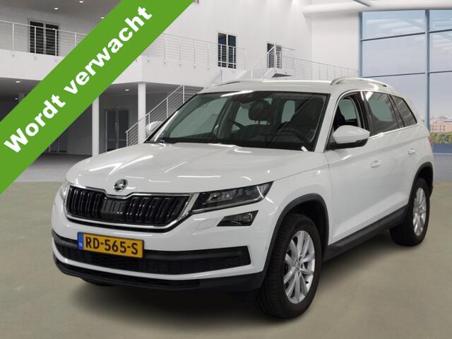 Skoda Kodiaq 2.0 TSI DSG 4x4 Style Business Wegklapbare trekhaak - Adaptieve Cr.control - Elektr.achterklep - Keyless entry - NL auto