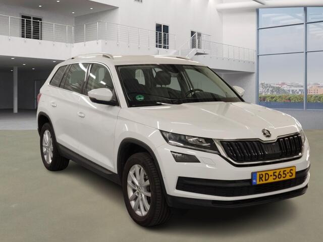 Skoda Kodiaq 2.0 TSI DSG 4x4 Style Business Wegklapbare trekhaak - Adaptieve Cr.control - Elektr.achterklep - Keyless entry - NL auto
