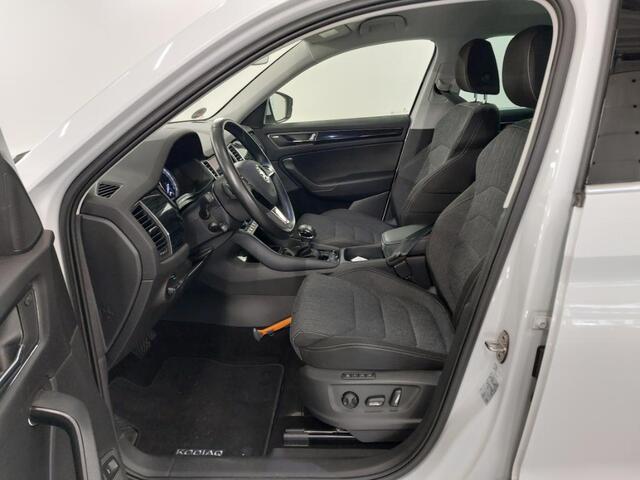 Skoda Kodiaq 2.0 TSI DSG 4x4 Style Business Wegklapbare trekhaak - Adaptieve Cr.control - Elektr.achterklep - Keyless entry - NL auto