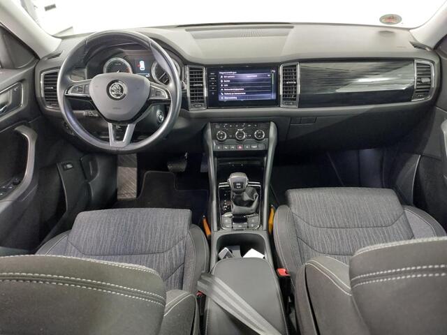 Skoda Kodiaq 2.0 TSI DSG 4x4 Style Business Wegklapbare trekhaak - Adaptieve Cr.control - Elektr.achterklep - Keyless entry - NL auto