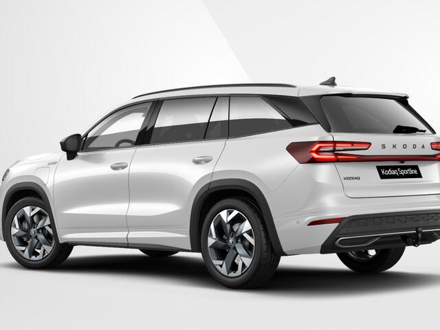 Skoda Kodiaq Sportline Business 1.5 TSI PHEV 150 kW / 204 PK SU | Comfort Pakket | Verwarmbare voorruit | Panorama dak | 1500,- inruilvoordeel!!
