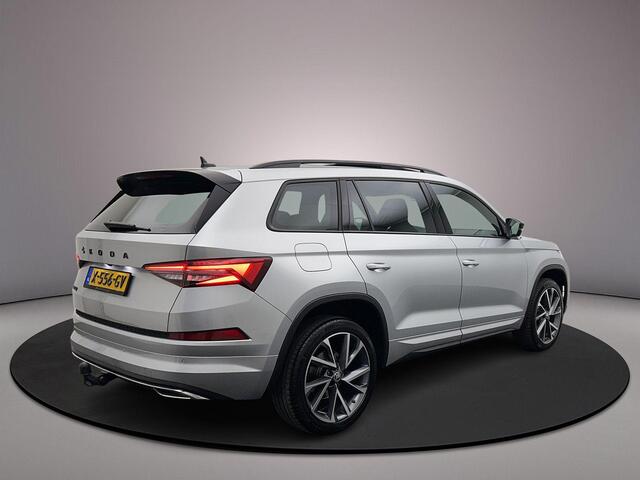 Skoda Kodiaq Sportline Business 7p. 1.5 TSI 150pk DSG Automaat Trekhaak, 3e zitrij, Panoramadak, Cruise control, Navigatie, Achteruitrijcamera, Stuurwiel verwarmd, Stoelverwarming