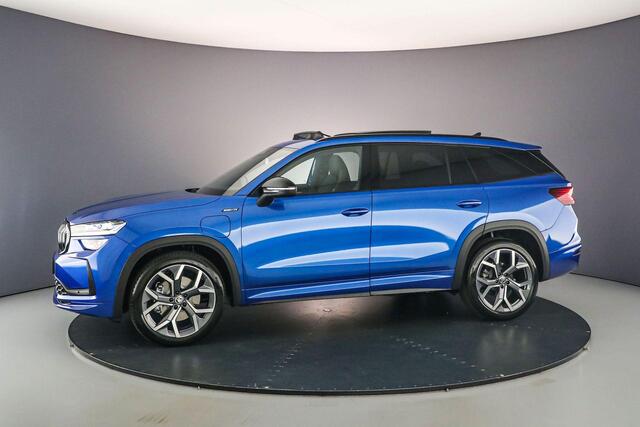 Skoda Kodiaq Sportline Business 1.5 TSI PHEV 204pk DSG Automaat Trekhaak, Panoramadak, Adaptive cruise control, Navigatie, Elektrische achterklep, LED matrix koplampen