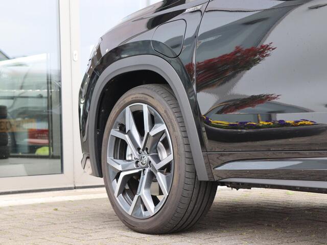 Skoda Kodiaq 1.5 TSI 204 pk PHEV Sportline Business | Zwenkbare Trekhaak | Navigatie | SmartLink | Adaptive Cruise | LED | Camera | Stoelverwarming | Elektrische Stoelen | Nieuwprijs Rijklaar ¤55.730,-