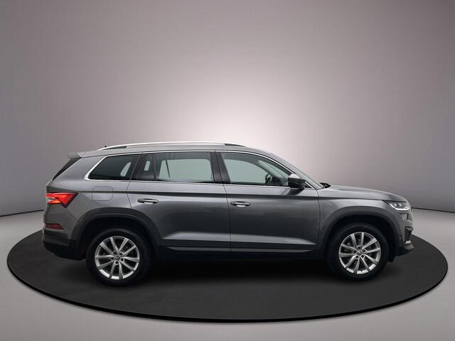Skoda Kodiaq Business Edition Plus 1.5 TSI 150pk DSG Automaat Trekhaak, Adaptive cruise control, Navigatie, 360 camera, Stoelverwarming, Elektrische achterklep, LED verlichting, Parkeersensoren