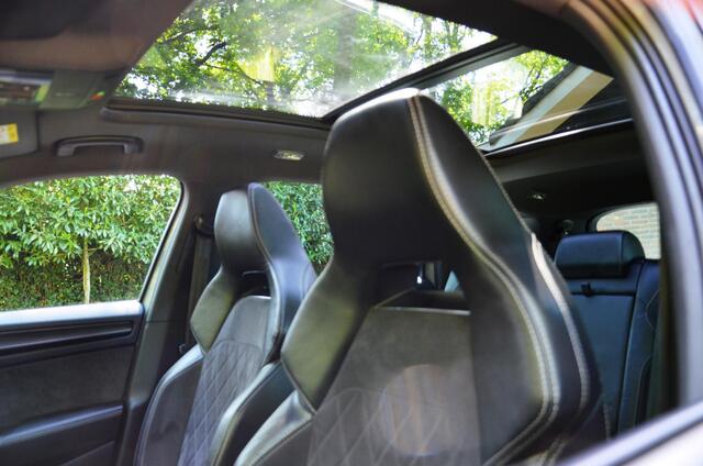 Skoda Kodiaq 1.5 TSI Sportline Business 7 Persoons Navi/Led/Ecc/Pdc/Achteruitrij-camera/Stoelverwarming/Panoramadak/Half-Leer/Privacy-Glass/Cruise control adaptief/Elektrisch verstelb. bestuurdersstoel met geheugen/Trekhaak-Wegklapbaar/Canton