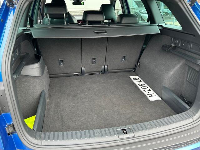 Skoda Kodiaq 1.5 TSI Sportline Bus. - Trekhaak - Canton Speakers - Stoelverwa