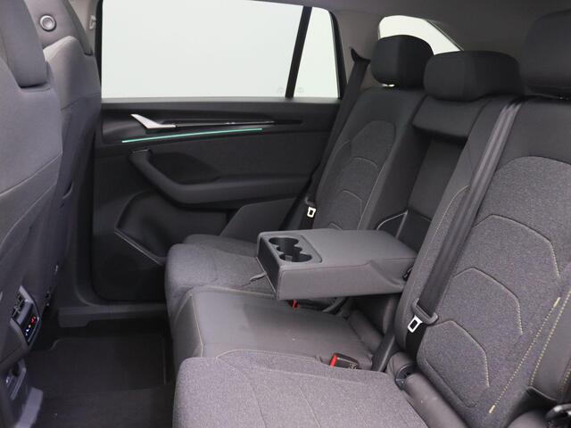 Skoda Kodiaq 1.5 TSI PHEV Business Edition 204PK DSG panoramadak, trekhaak, 19" lichtmetaal, verwarmbaar stuurwiel, keyless, elektrische achterklep, side assist, verwarmbare achterbank, achteruitrijcamera