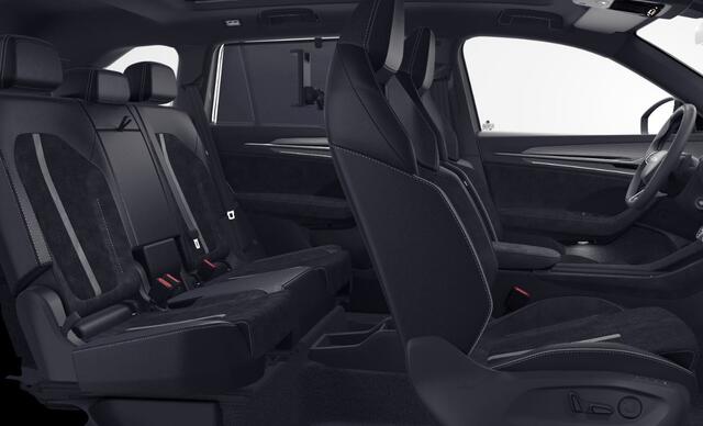 Skoda Kodiaq 1.5 TSI PHEV Sportline Business / 20" Lichtmetalen Velgen / Trekhaak Uitklapbaar / Comfort Pakket / Winter Pakket / Light & View Pakket / Simply Clever Familie Pakket / ¤1500 Inruilpremie