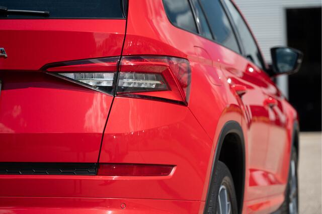 Skoda Kodiaq 1.5 TSI Sportline Business | Camera | El. Trekhaak | Dodehoek | Navi | Virtual | Stoelverw.