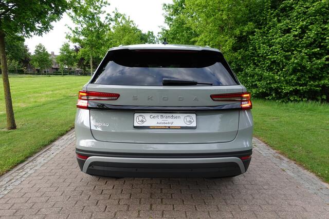 Skoda Kodiaq 1.5 TSI MHEV Business Edition 7p. | LED | Stoelverwarming | Camera | CarPlay | Navi |