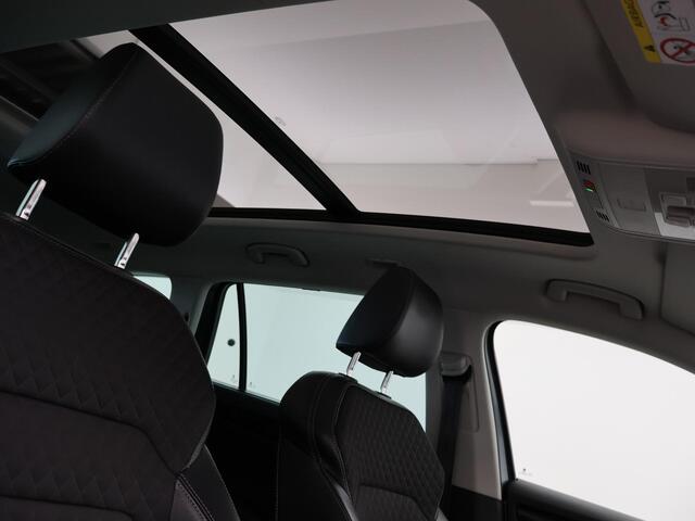 Skoda Kodiaq 1.5 TSI DSG AUT. 7-PERS. + WEGKL. TREKHAAK | PANORAMA | ADAPTIVE CRUISE | CAMERA