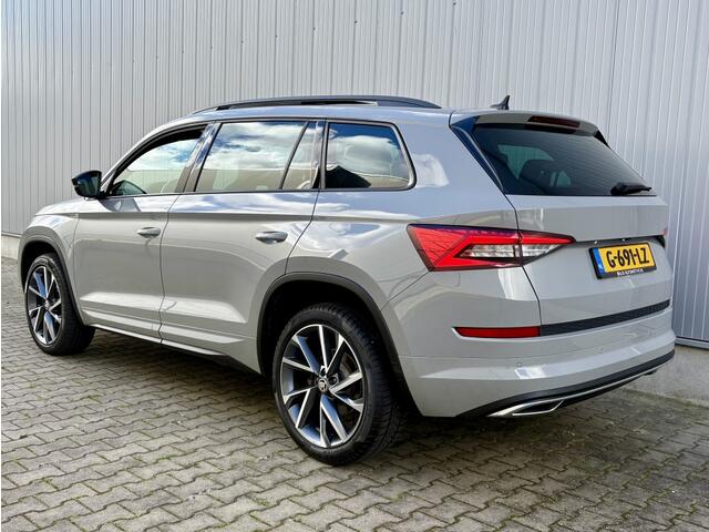 Skoda Kodiaq 1.5 TSI AUT SPORTLINE BUS. 7 PERSOON STEEL GREY! PANODAK