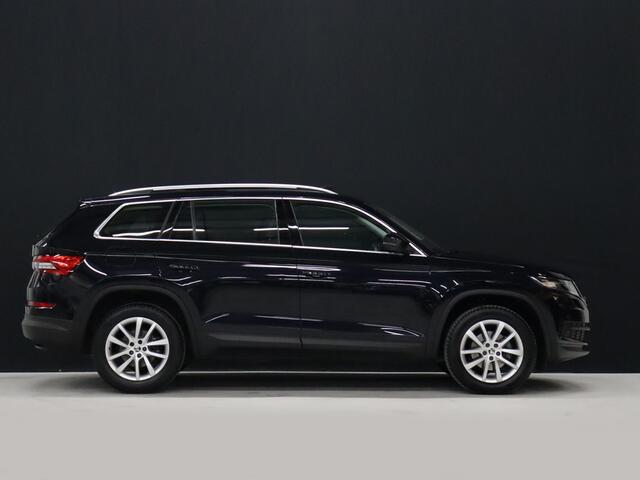 Skoda Kodiaq 1.5 TSI Sport Business [CARPLAY, SCHUIFKANTELDAK, CAMERA, PDC, ADAPTIVE CRUISE CONTROL, CANTON AUDIO, TREKHAAK, DIGITAL DASH, STOELVERWARMING, FLIPPERS,ELEKTRISCHE ACHTERKLEP, HALF LEDER,