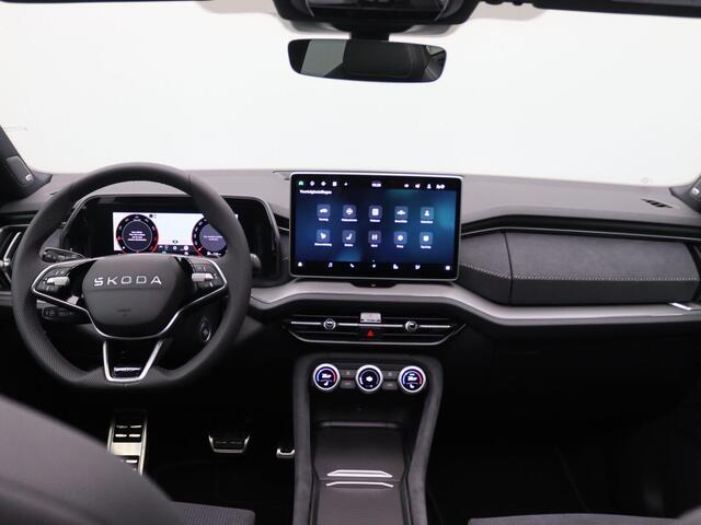 Skoda Kodiaq 1.5 TSI MHEV Sportline Business 7p 150PK DSG Matrix led, trekhaak, verwarmbare voorruit, panoramadak, elektrische voorstoelen, keyless, derde zitrij, 20" lichtmetaal