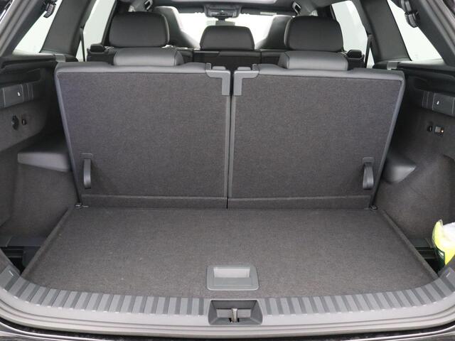 Skoda Kodiaq 1.5 TSI MHEV Sportline Business 7p 150PK DSG Matrix led, trekhaak, verwarmbare voorruit, panoramadak, elektrische voorstoelen, keyless, derde zitrij, 20" lichtmetaal
