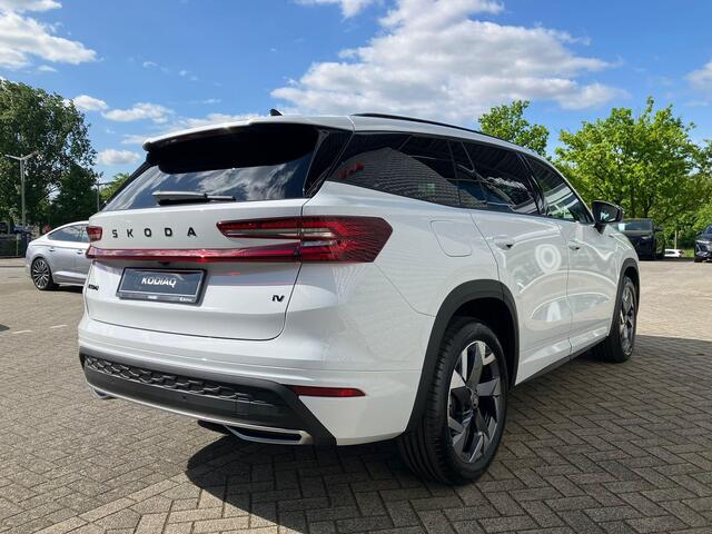 Skoda Kodiaq Sportline Business 1.5 TSI PHEV 204 pk DSG | Automaat | Trekhaak | Panorama dak | 19'' Lichtmetalen velgen |