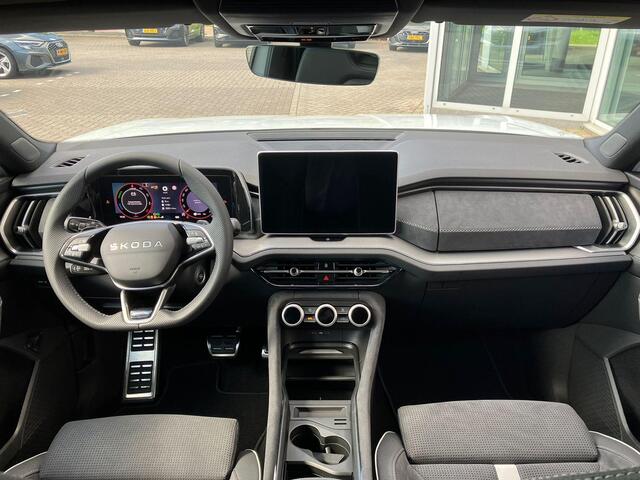 Skoda Kodiaq Sportline Business 1.5 TSI PHEV 204 pk DSG | Automaat | Trekhaak | Panorama dak | 19'' Lichtmetalen velgen |