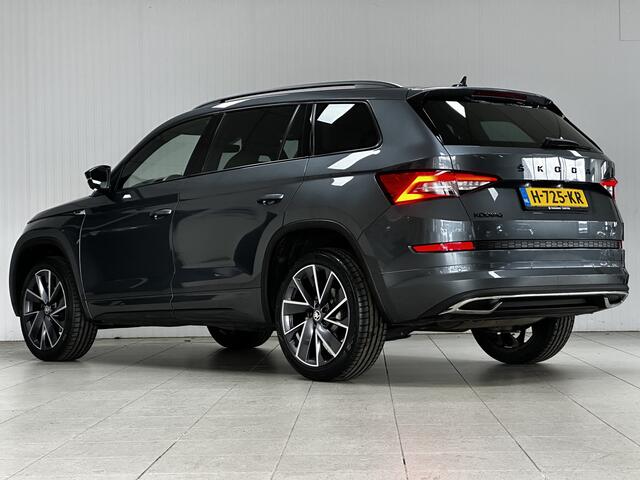 Skoda Kodiaq 1.5 TSI Sportline Business/ Automaat!/ 20'' LMV/ Zwarte-Hemel/ Virtual Cockpit/ Camera/ Keyless-GO/ LED Koplampen/ Lane-Assist./ Half Leder - Alcantara/ Apple + Android/ DAB+/ Stoelverw./ Elek. Stoel(en) + Memory.