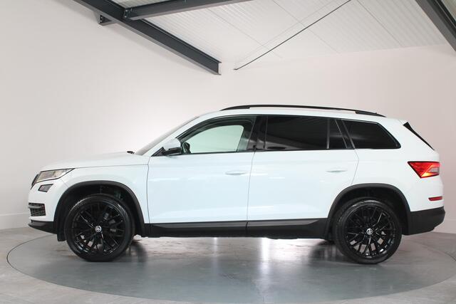 Skoda Kodiaq 2.0 TSI 4x4 Style, 7-Persoons, Airco, Navigatie, Apple CarPlay/ Android Auto, Cimate Control, Automaat, Cruise Control, Bluetooth,