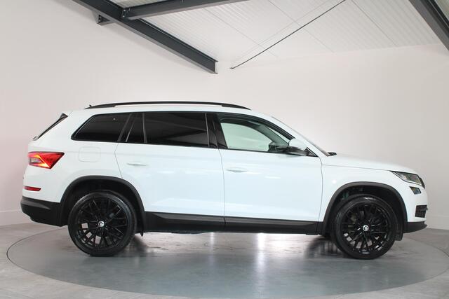 Skoda Kodiaq 2.0 TSI 4x4 Style, 7-Persoons, Airco, Navigatie, Apple CarPlay/ Android Auto, Cimate Control, Automaat, Cruise Control, Bluetooth,