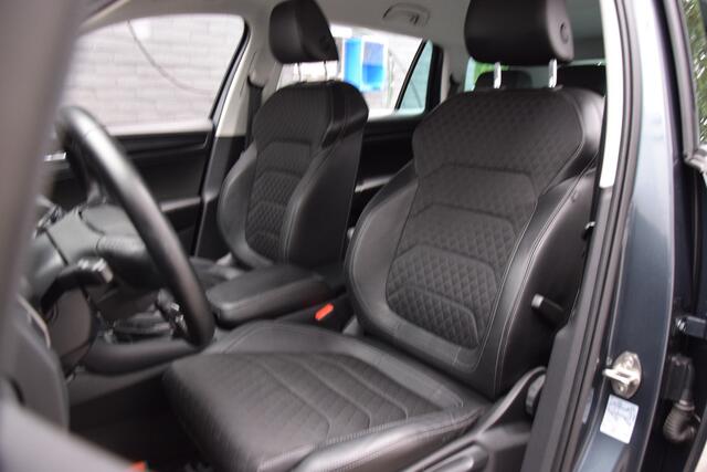 Skoda Kodiaq 1.5 TSI 150PK Business Edition DSG Automaat | Org. NL | BOVAG Garantie | Trekhaak | Achteruitrijcamera | Virtual Cockpit | Full LED | 18'' Velgen | Apple Carplay/Android Auto |
