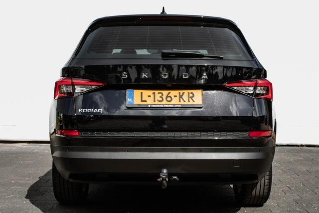 Skoda Kodiaq 1.5 TSI Business Edition 7p. Trekhaak/ Camera/ Half leer/ Camera/ Navigatie/ Carplay