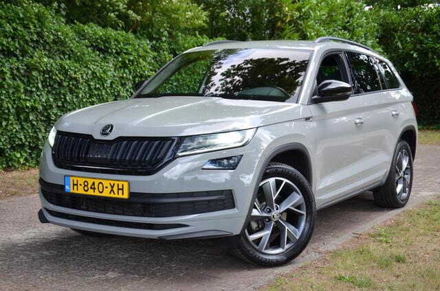 Skoda Kodiaq 1.5 TSI Sportline Business Navi/Led/Ecc/Pdc/Achteruitrij-camera/Stoelverwarming/Half-Leer/Privacy-Glass/Cruise control adaptief/Elektrisch verstelb. bestuurdersstoel met geheugen/Virtual Cockpit