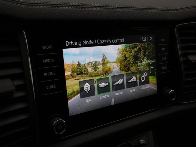 Skoda Kodiaq 7 pers. 1.5 TSI 150 pk DSG Business Edition Plus | 7-persoons | Dynamic Chassis Control | CANTON Sound | 18 inch | Adaptieve Cruise Control | Achteruitrijcamera