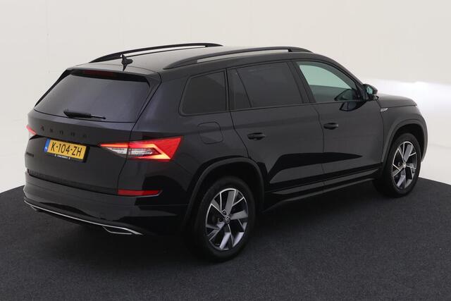 Skoda Kodiaq 1.5 TSI 150pk Sportline Business Comfort Navigatie / El. Verstelbare stoel met memory / Camera / 19" / LED / Virtuele Cockpit