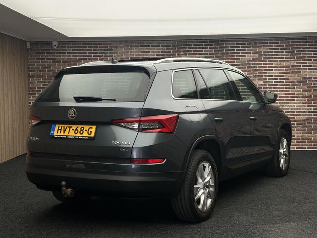Skoda Kodiaq 2.0 TSI 4x4 Style Business 7 Persoon DSG Trekhaak Stoelvrwm Panorama